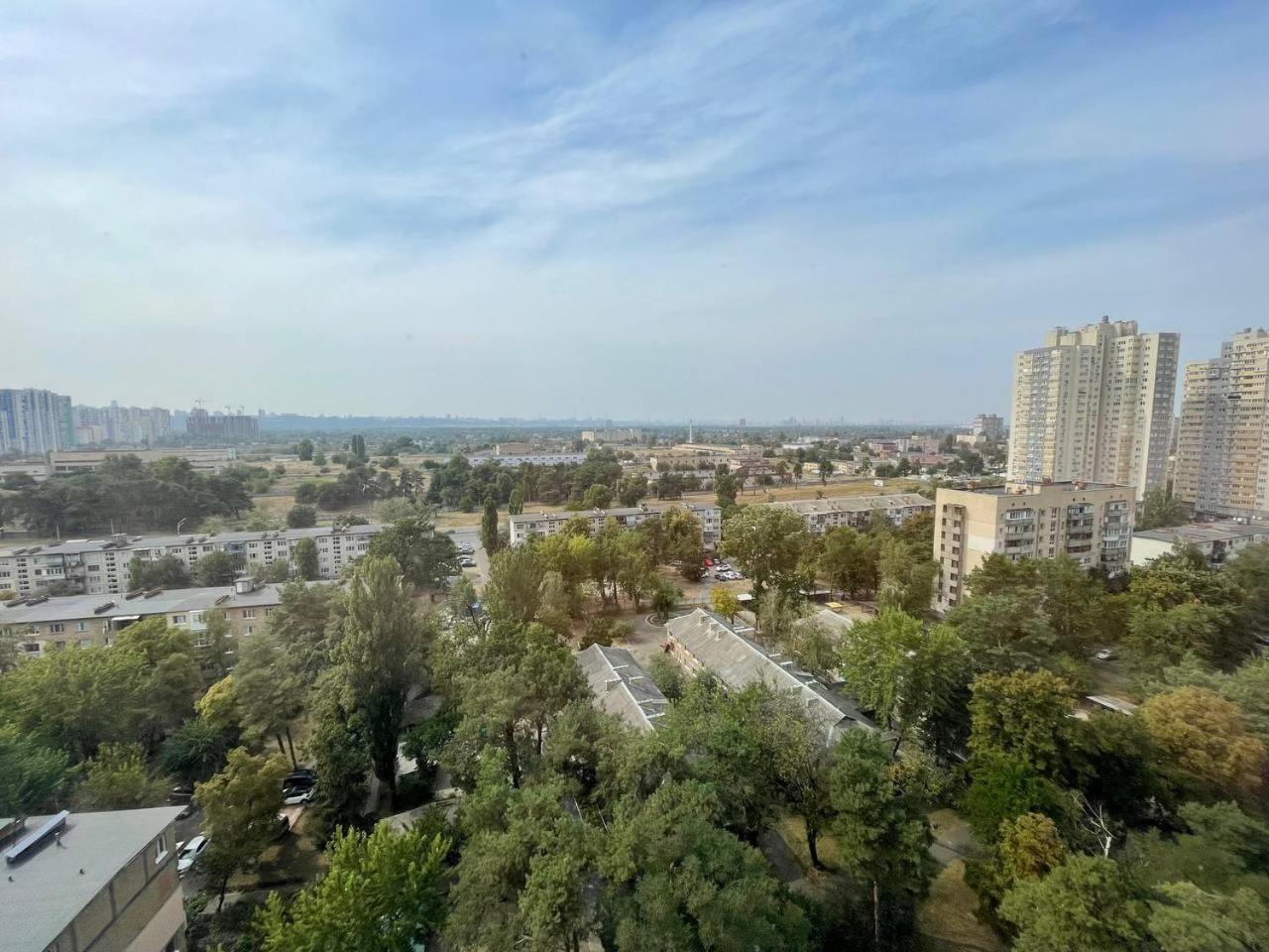 Apartment Voskresenska 18 , Парковые Озера Kiev Buitenkant foto